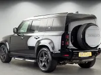 Used Land Rover Defender SE Dynamic 250 HP (183 kW) 2021 Santorini black SUV
