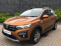 Used Dacia Sandero Comfort 90 HP (66 kW) 2022 Orange Hatchback