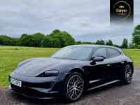 Begagnad Porsche Taycan 350 kW (476 HK) 2022 Svart Kombi