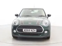 Używany Mini Cooper Classic 2019 Zielony Hatchback