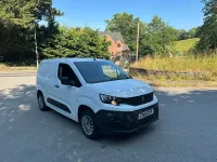 Used Peugeot Partner 2019 White MPV