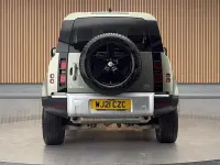 Used Land Rover Defender HSE 300 HP (220 kW) 2021 Green SUV