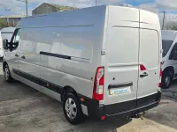 Używany Renault Master Business 135 KM (99 kW) 2023 Szary Minivan