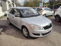 Used Skoda Fabia 60 HP (44 kW) 2012 Silver Hatchback