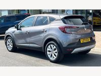Second-hand Renault Captur Iconic 91 CP (66 kW) 2022 Gri SUV