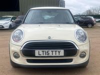 Used Mini ONE Hatch 102 HP (75 kW) 2015 White Hatchback