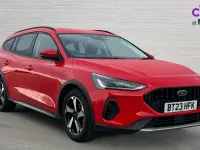 Used Ford Focus Active 155 HP (114 kW) 2023 Red Estate