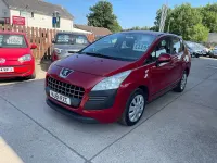 Used Peugeot 3008 Active 112 HP (82 kW) 2011 Red Estate