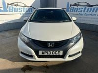 Used Honda Civic 2013 White Hatchback