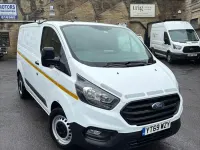 Used Ford Transit Custom 105 HP (77 kW) 2019 White Van