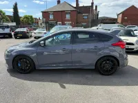 Used Ford Focus 350 HP (257 kW) 2017 Grey Hatchback