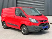 Gebraucht Ford Transit Custom 105 PS (77 kW) 2017 Rot Van