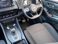 Used Nissan Qashqai Acenta Premium 158 HP (116 kW) 2023 Red SUV