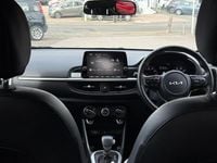 Used Kia Picanto X-Line 66 HP (48 kW) 2022 White Hatchback