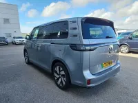 Usado VW ID. Buzz Pro 147 kW (200 HP) 2023 Prateado Monovolume