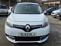 Used Renault Scénic III Dynamique 110 HP (80 kW) 2013 White MPV