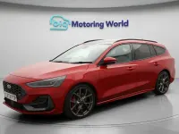 Usado Ford Focus ST 280 HP (205 kW) 2023 Vermelho Carrinha