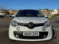 Używany Renault Twingo Dynamique 70 KM (51 kW) 2015 Biały Hatchback