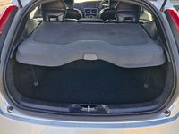 Begagnad Volvo V40 R-Design 120 HK (88 kW) 2019 Halvkombi
