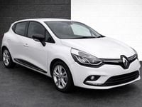 Used Renault Clio IV Dynamique 75 HP (55 kW) 2014 White Hatchback