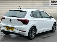 Used VW Polo Life 95 HP (69 kW) 2024 White Hatchback
