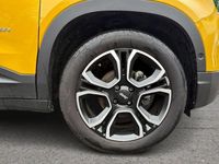 Used Jeep Avenger Summit 100 HP (73 kW) 2025 Yellow SUV