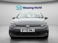 Begagnad VW Golf VIII Style 150 HK (110 kW) 2020 Grå Halvkombi