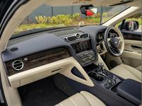 Used Bentley Bentayga 542 HP (398 kW) 2025 Blue SUV