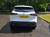 Used Nissan Qashqai Acenta Premium 2022 White SUV