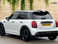 Usado Mini Cooper Hatch 134 HP (98 kW) 2024 Branco Citadino