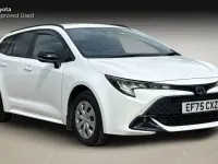 Usado Toyota Corolla 138 HP (101 kW) 2025 Branco