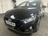 Used Hyundai i20 SE 100 HP (73 kW) 2023 Black Hatchback