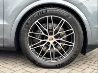 New Porsche Cayenne Black Edition 464 HP (341 kW) 2026 Grey SUV