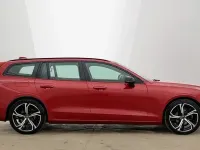 Usado Volvo V60 Plus 2025 Vermelho Carrinha