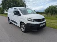 Used Peugeot Partner Premium 2023 White MPV