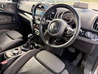 Used Mini Cooper Countryman 224 HP (164 kW) 2017 Silver SUV