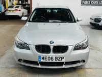 Begagnad BMW 520 2006 Silver Sedan