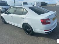 Used Skoda Octavia 2015 White Hatchback