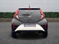 New Toyota Aygo X 72 HP (52 kW) 2025 White SUV