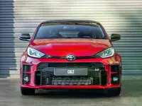 Used Toyota Yaris 272 HP (200 kW) 2021 Red Hatchback