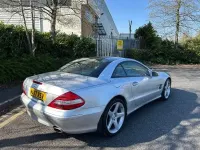 Käytetty Mercedes SL350 272 HP (200 kW) 2007 Hopea Avoauto