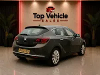 Used Vauxhall Astra Elite 165 HP (121 kW) 2012 Grey Hatchback