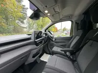New VW Transporter Pro 2025 Green Van