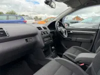 Used VW Touran SE 105 HP (77 kW) 2014 White MPV