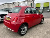 Begagnad Fiat 500 Lounge 69 HK (50 kW) 2017 Röd Halvkombi