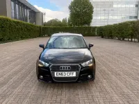 Usado Audi A1 Sportback Sport 122 CV (89 kW) 2014 Negro Utilitario