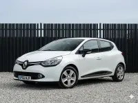 Used Renault Clio Dynamique 90 HP (66 kW) 2016 White Hatchback