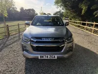 Used Isuzu Pick up 164 HP (120 kW) 2024 Silver Pickup