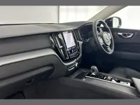 Used Volvo XC60 Momentum 247 HP (181 kW) 2021 Black SUV