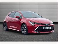 Used Toyota Corolla 122 HP (89 kW) 2019 Red Hatchback